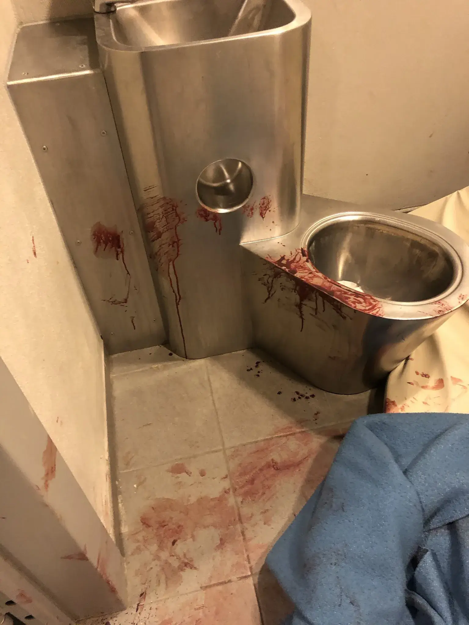 Prison cell cleaning