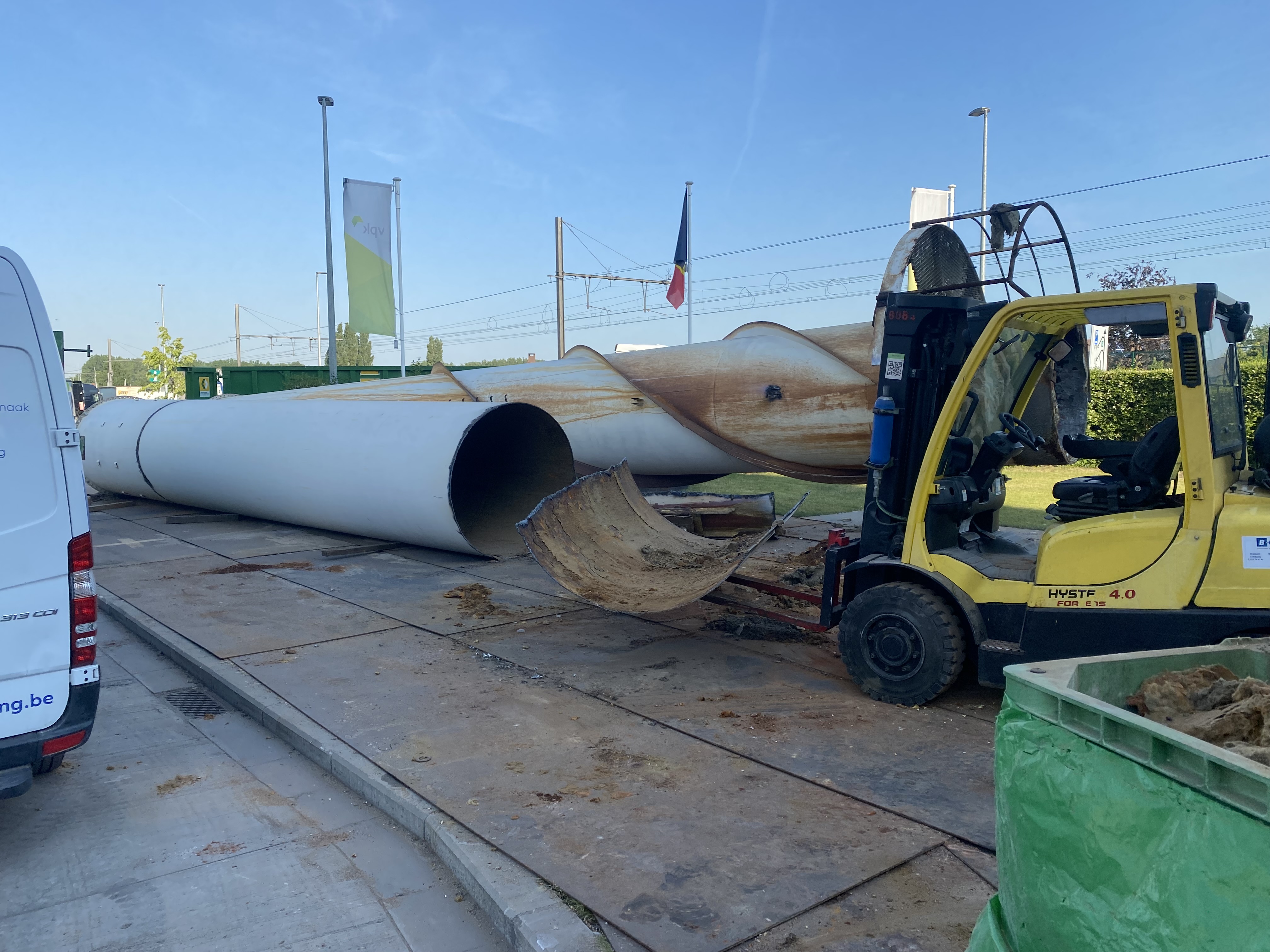 Ontmanteling grote structuren